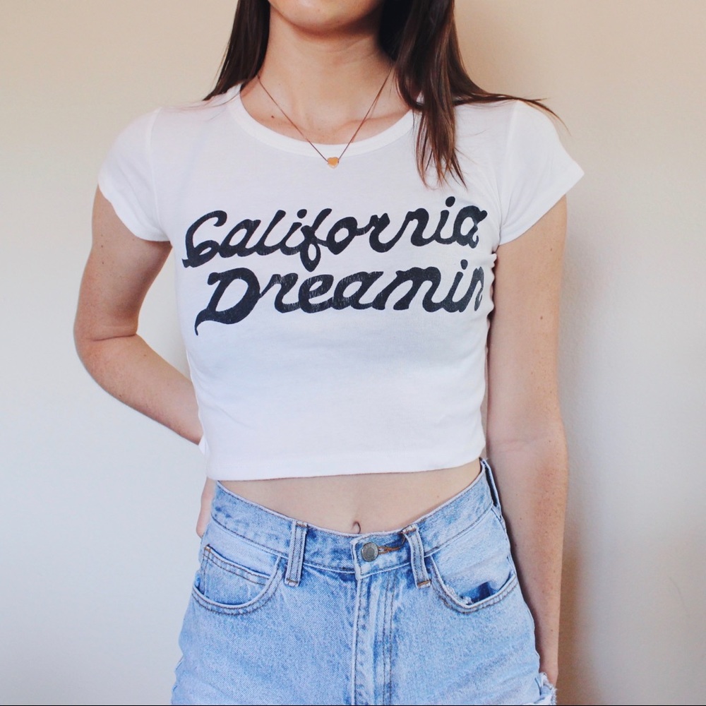 *SOLD* California Dreamin Crop Tee